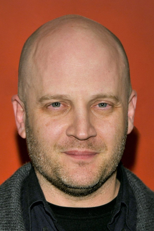 Todd Louiso's headshot