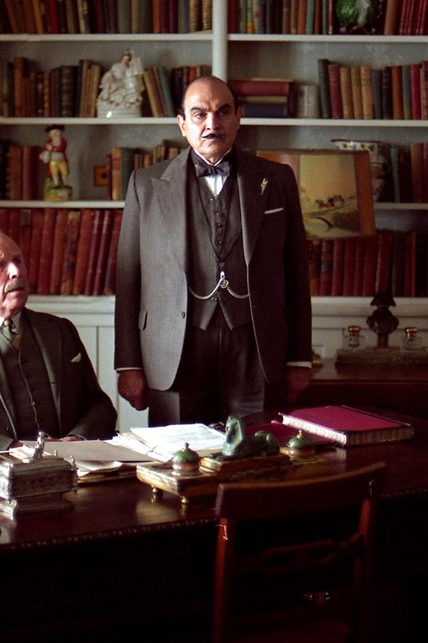 Poirot – S09E04 – Poirot e la salma