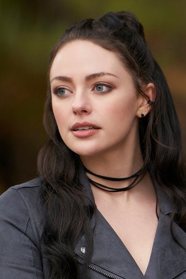 Legacies – S04E11 – Segui il suono della mia voce