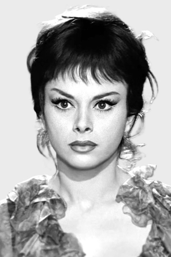 Sandra Milo's headshot