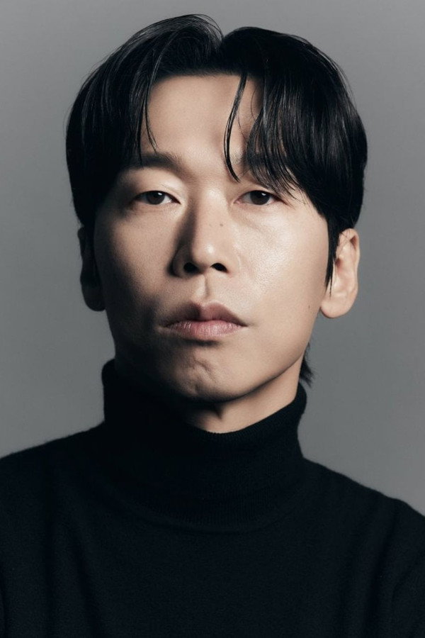 Yoon Byung-hee's headshot