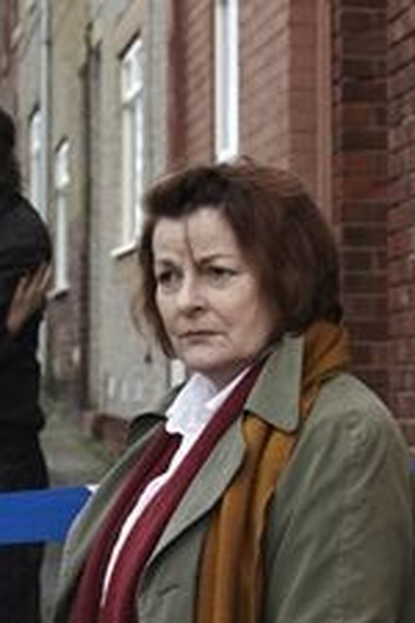 Vera – S01E01 – Episodio 1
