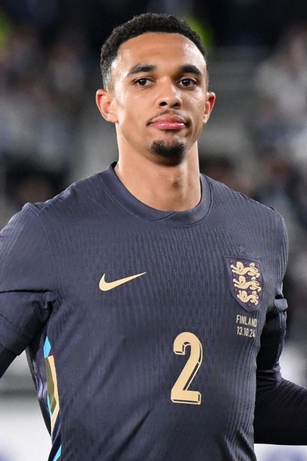 Trent Alexander-Arnold's headshot