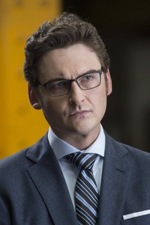 Toby Leonard Moore's headshot