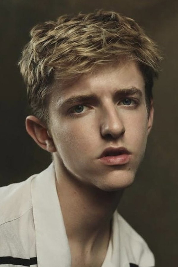 Alfie Todd's headshot