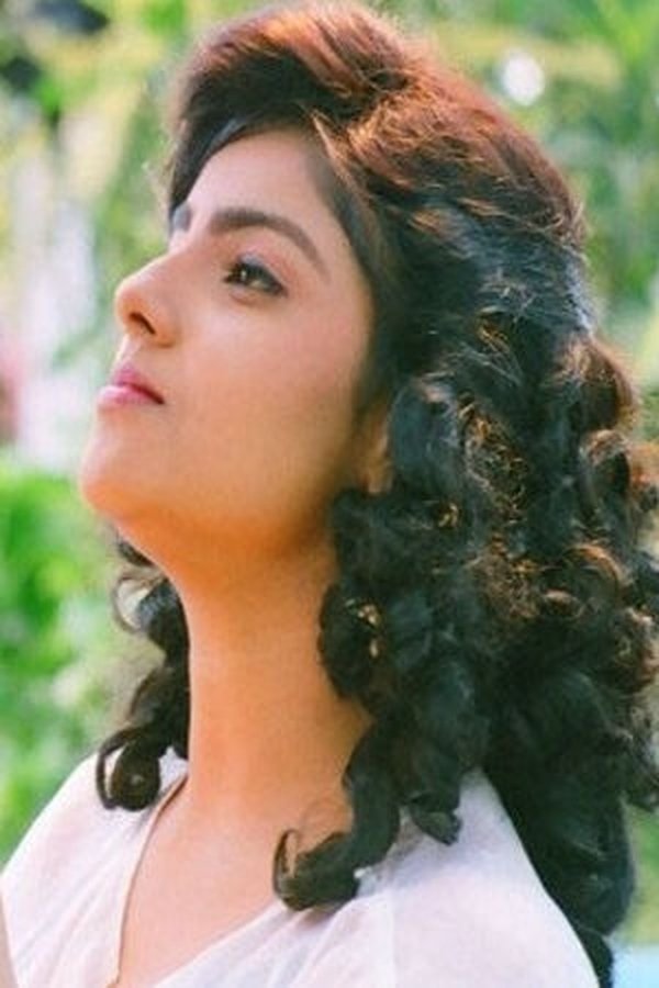 Archana's headshot