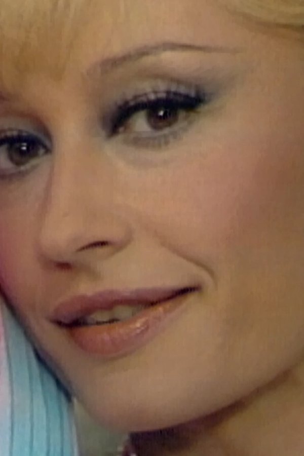Raffaella – S01E03 – Episodio 3