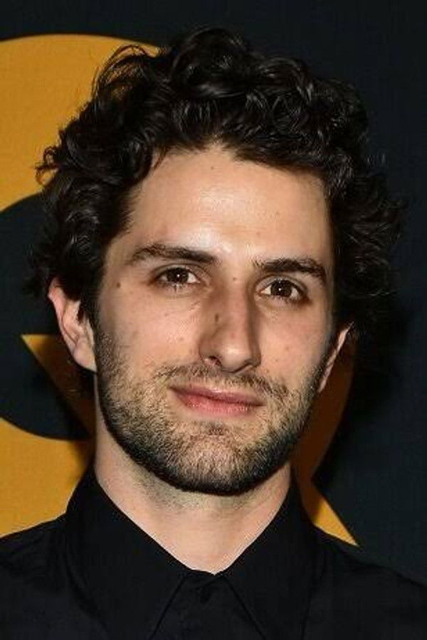 Dario Yazbek Bernal's headshot