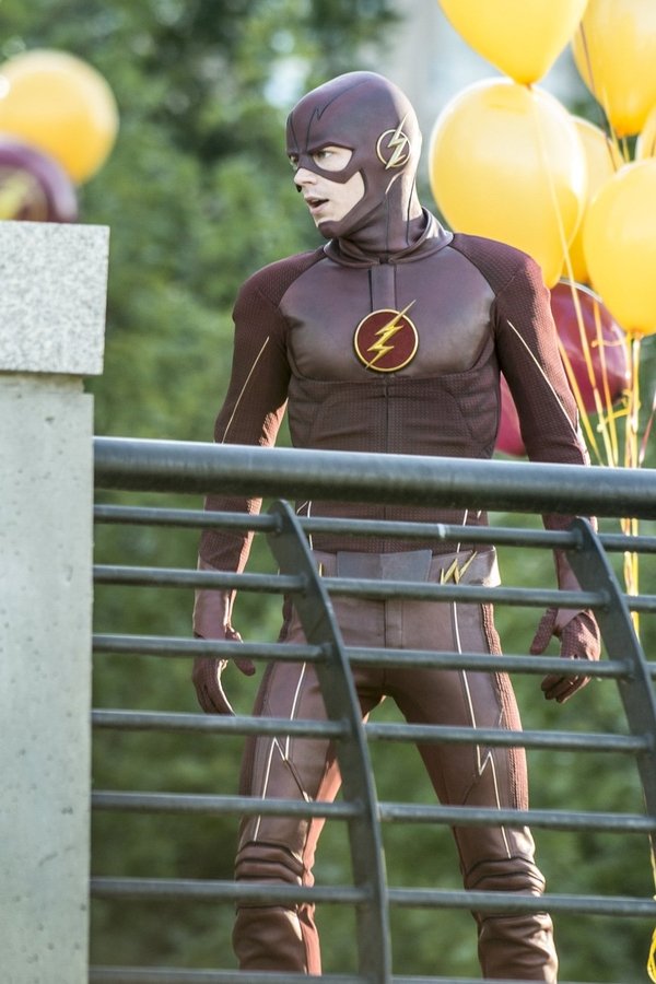 Flash - Saison 2 Episode 1