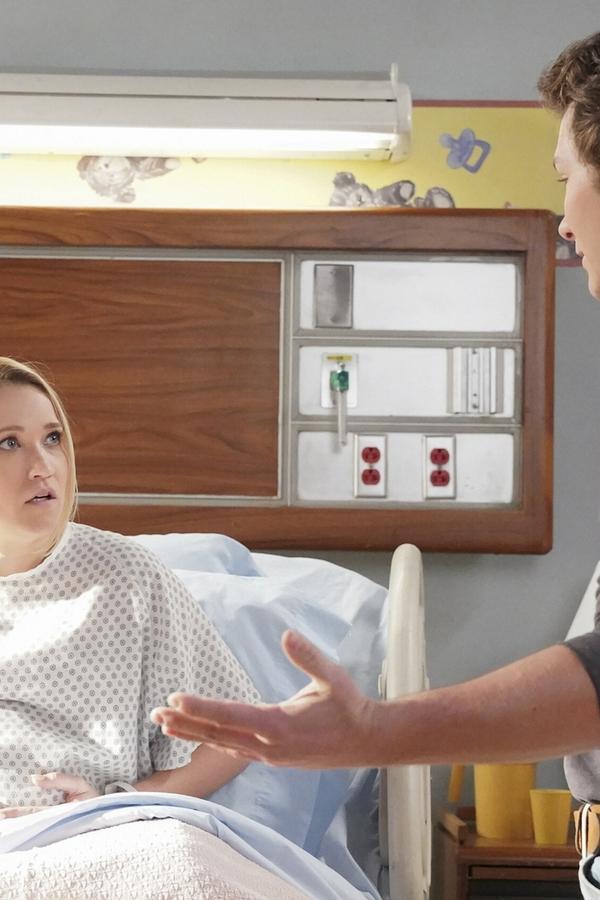Young Sheldon – S06E14 – Una festa di lancio e un essere umano completo