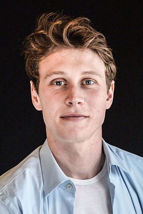 George MacKay's headshot
