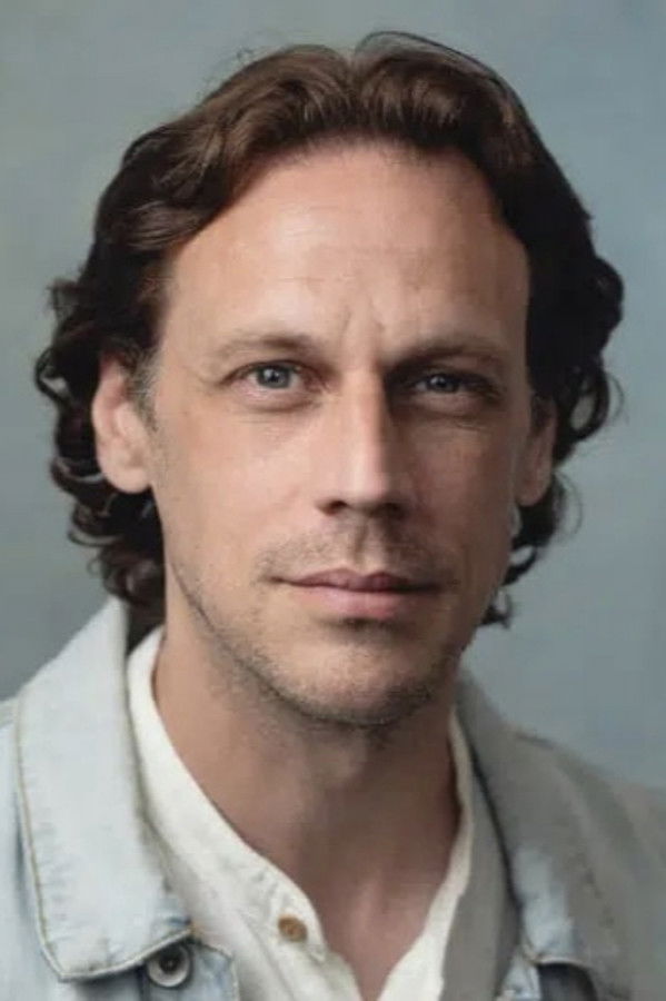 Martin Portlock's headshot