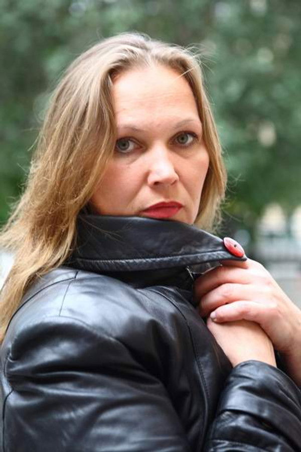 Alla Mironova's headshot