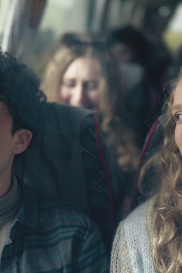 Come Vendere Droga Online (In Fretta) – S03E01 – Episodio 1