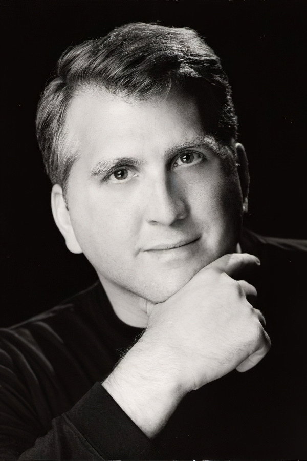 Daniel Roebuck's headshot
