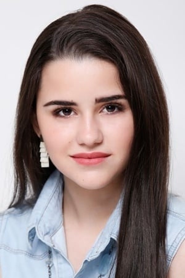 Letícia Pedro's headshot