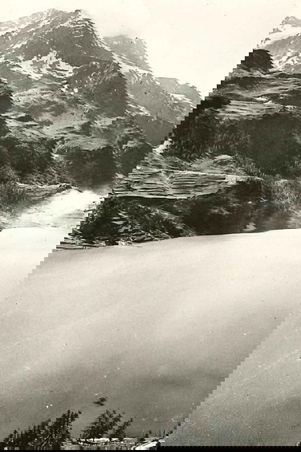 Mon village sous le lac poster