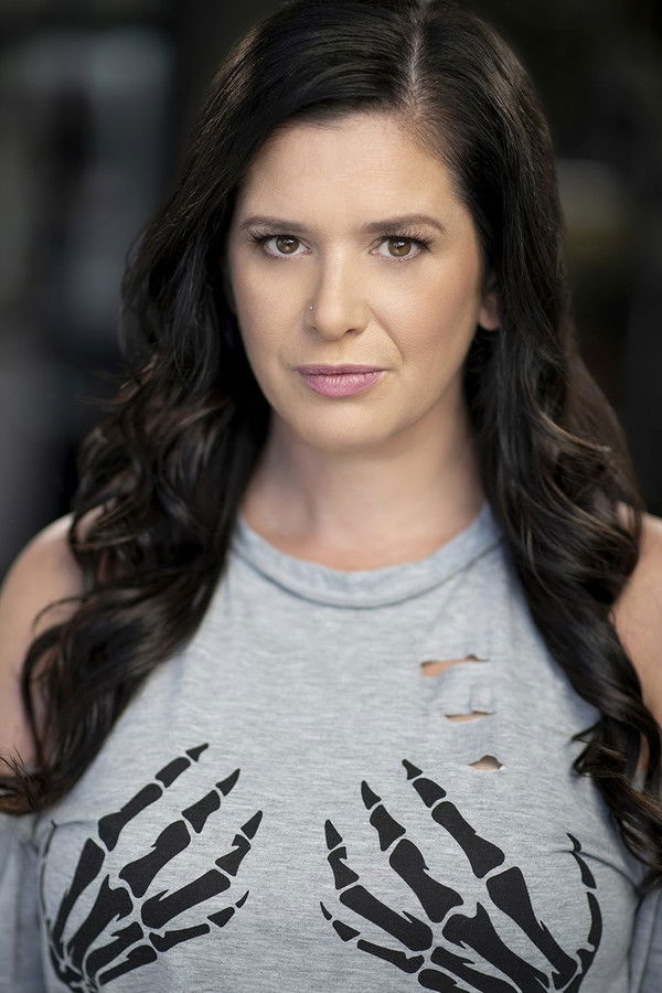 Lisa Ovies's headshot