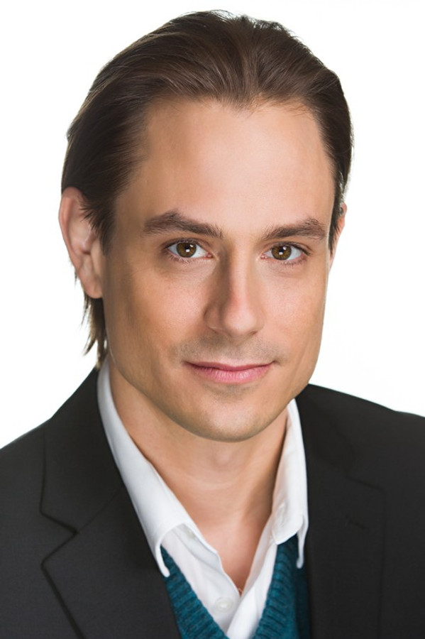 Matthew Oliva's headshot