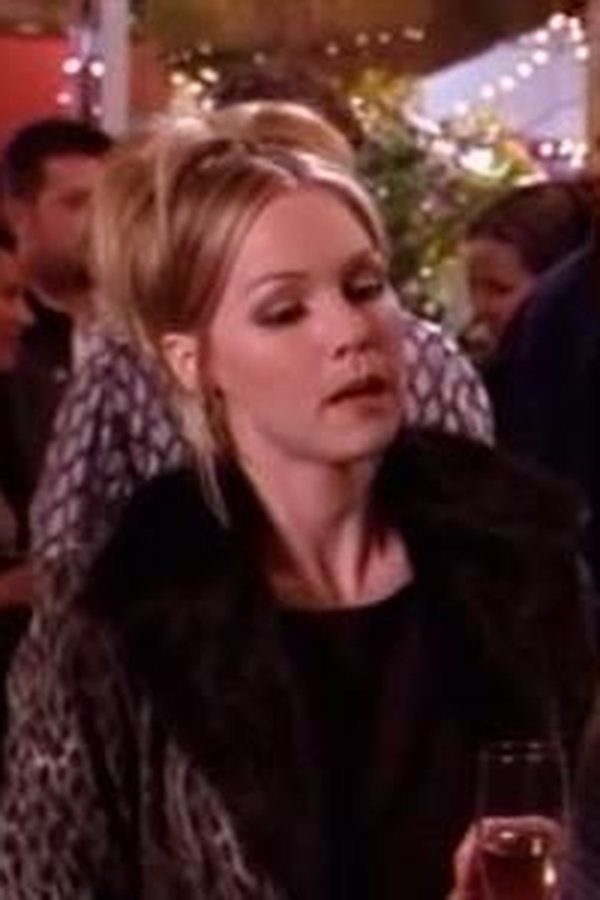 Beverly Hills 90210 – S09E19 – Episodio 19