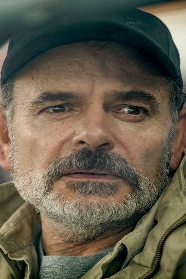 Le Bureau: Sotto copertura – S03E06 – Episodio 6
