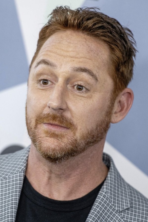 Christopher Grimes's headshot