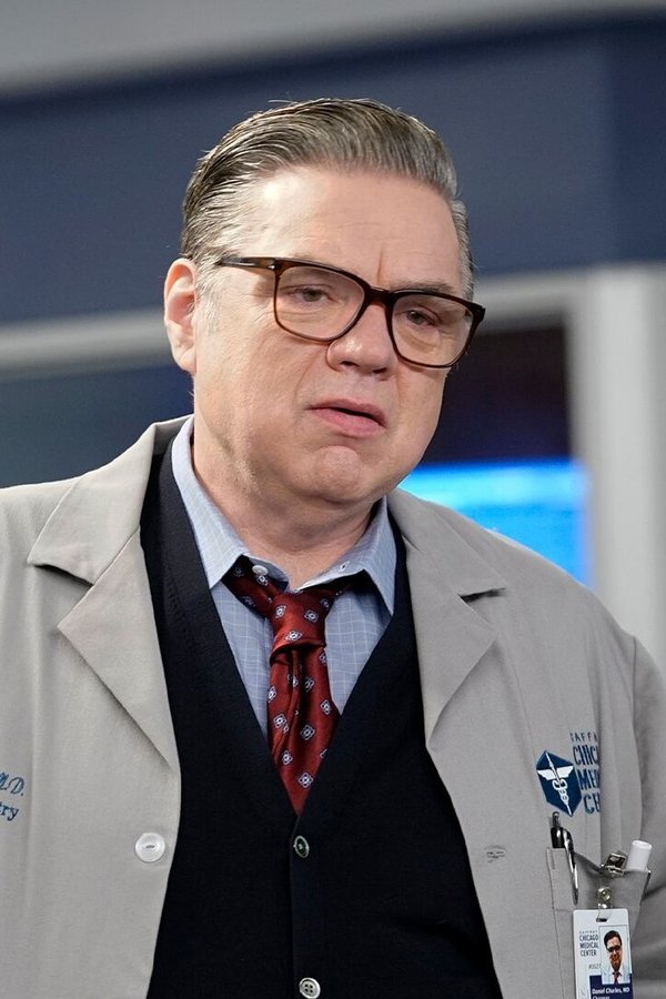 Chicago Med – S06E08 – Padri e madri, figlie e figli