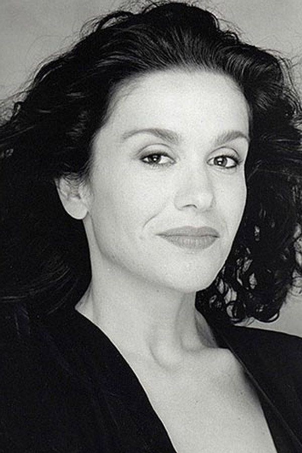 Sophie Faucher's headshot
