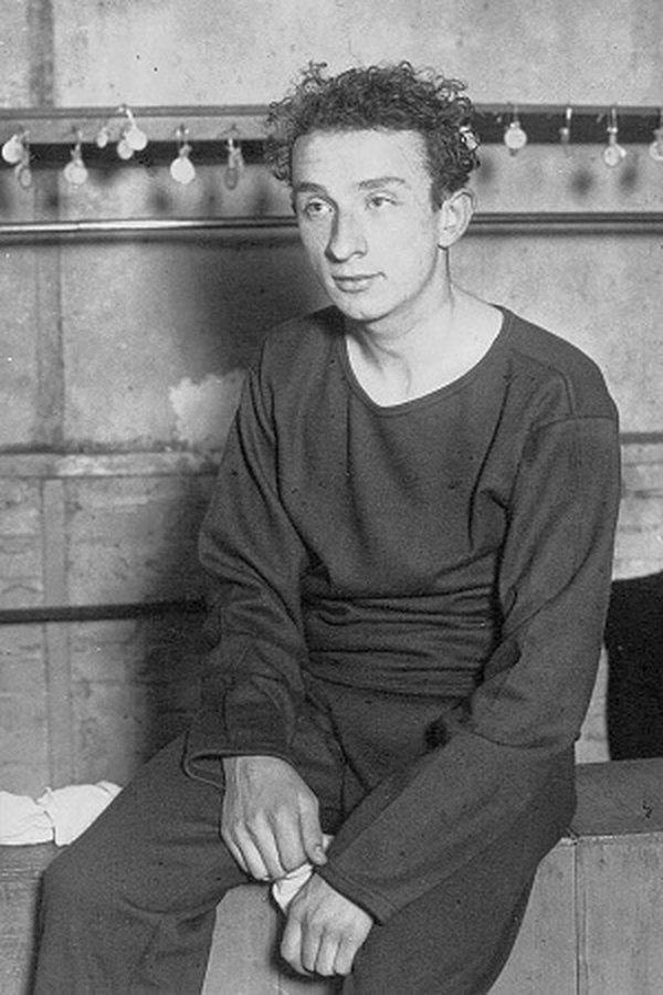 Jean Taris