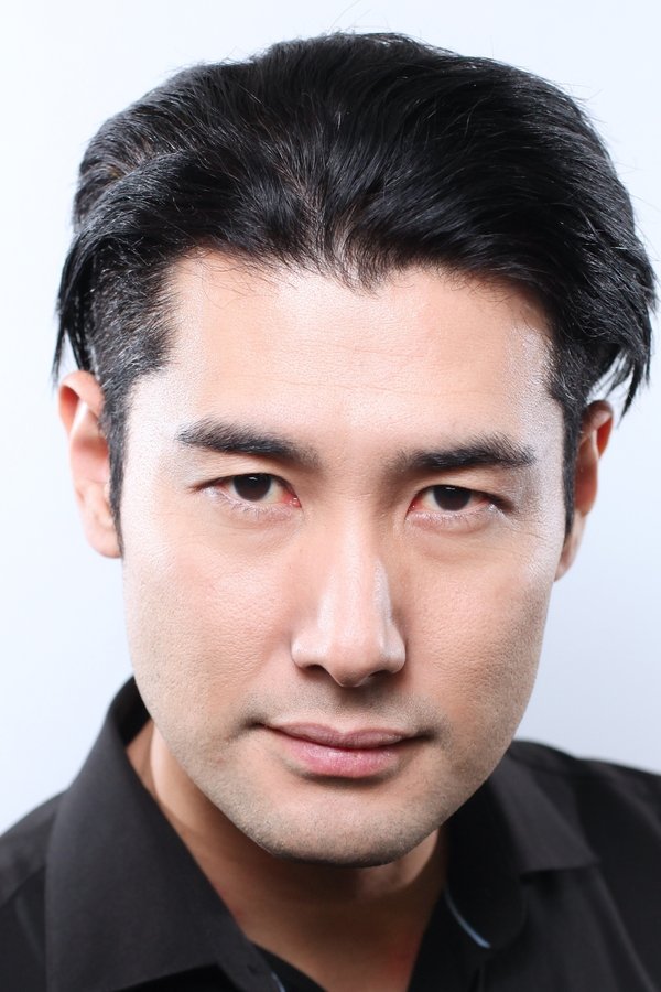Takashi Hara's headshot