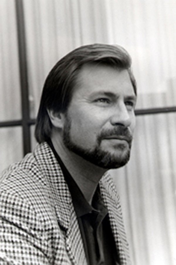 Richard Vernon