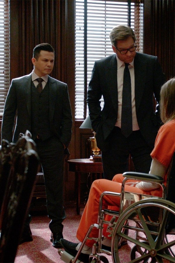 Bull – S02E20 – Amore malato