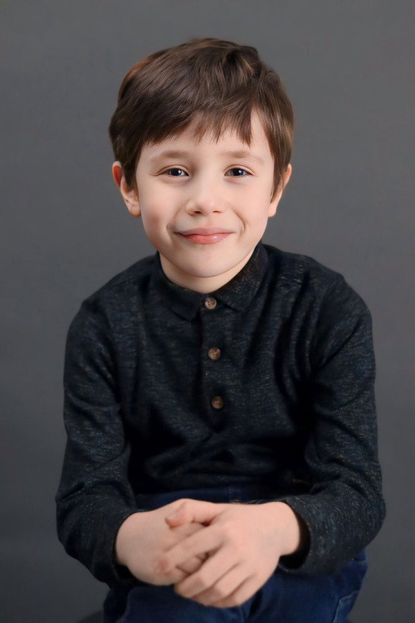 Ezra Carlisle's headshot