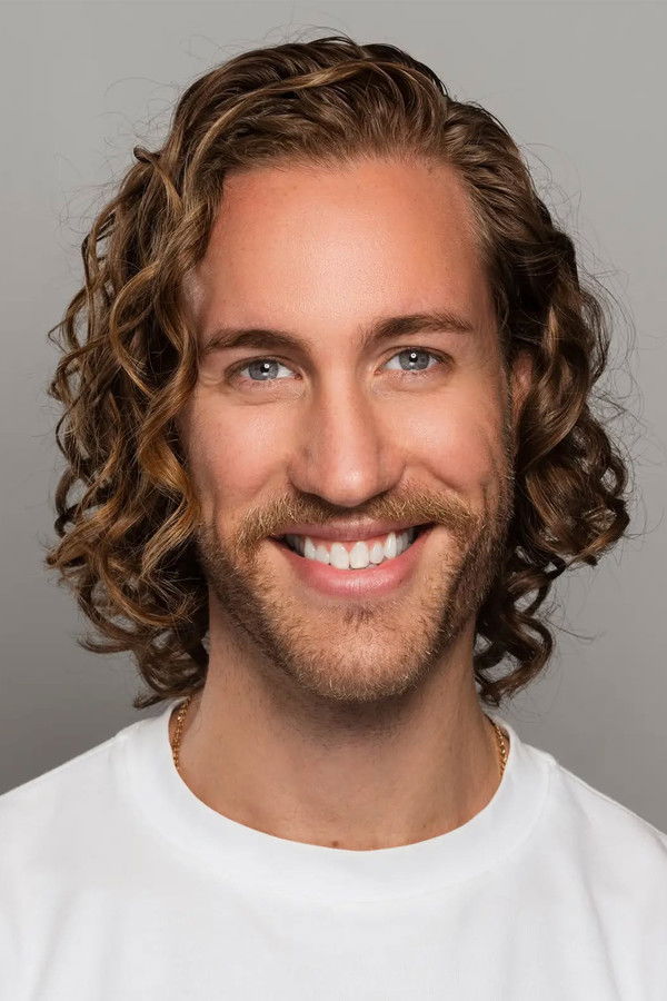 Mitchell Marion's headshot