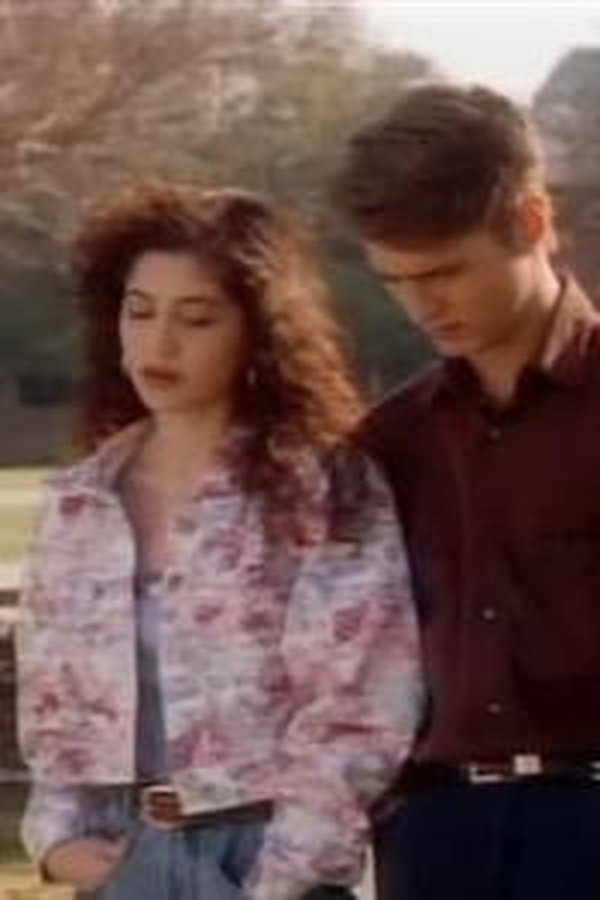 Beverly Hills 90210 – S01E14 – Una Misteriosa Ragazza