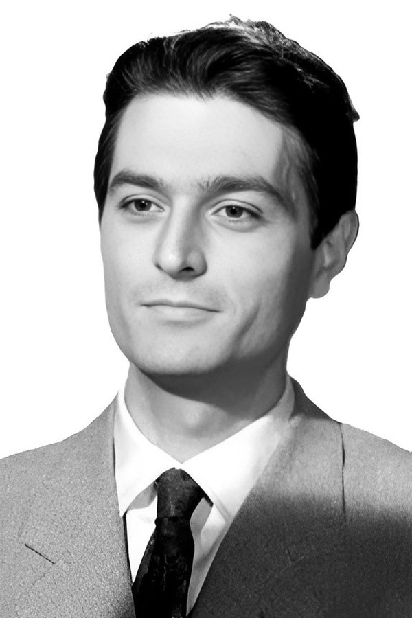 Dario Michaelis's headshot