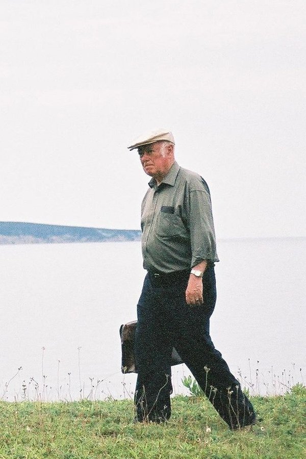Reading Alistair MacLeod poster