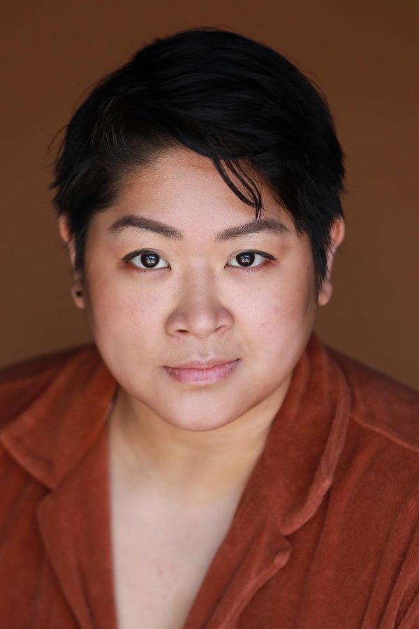 Ashley Mandanas's headshot