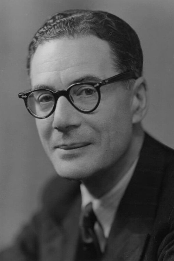 Val Gielgud's headshot