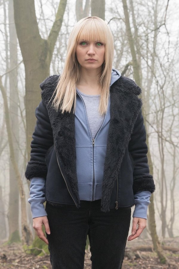 Humans – S03E07 – Episodio 7