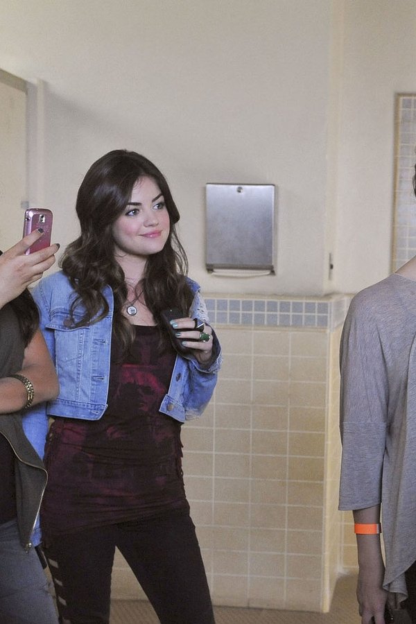 Pretty Little Liars – S02E19 – La nuda verità