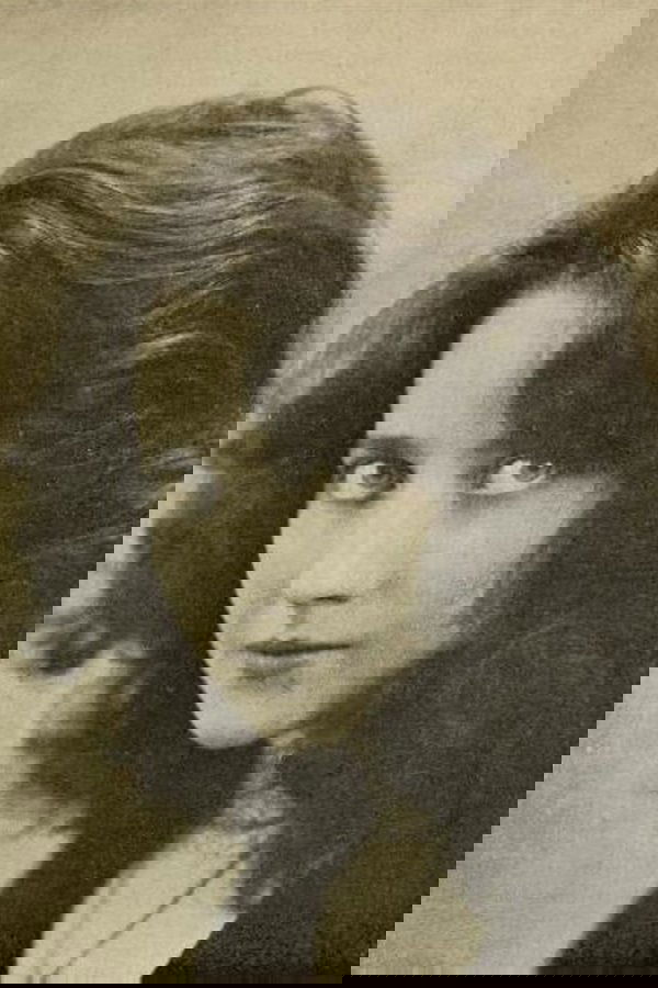 Pauline Po