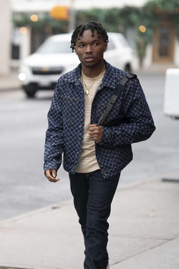Flatbush Misdemeanors – S02E09 – Episodio 9