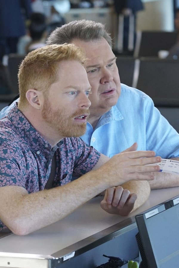 Modern Family – S08E18 – Gate 32