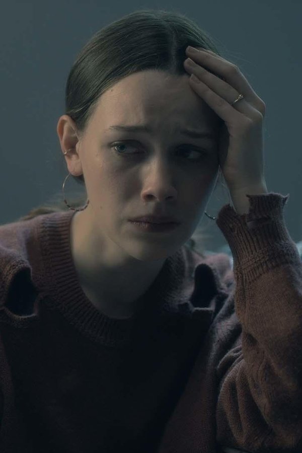 Hill House – S01E05 – La donna dal collo storto