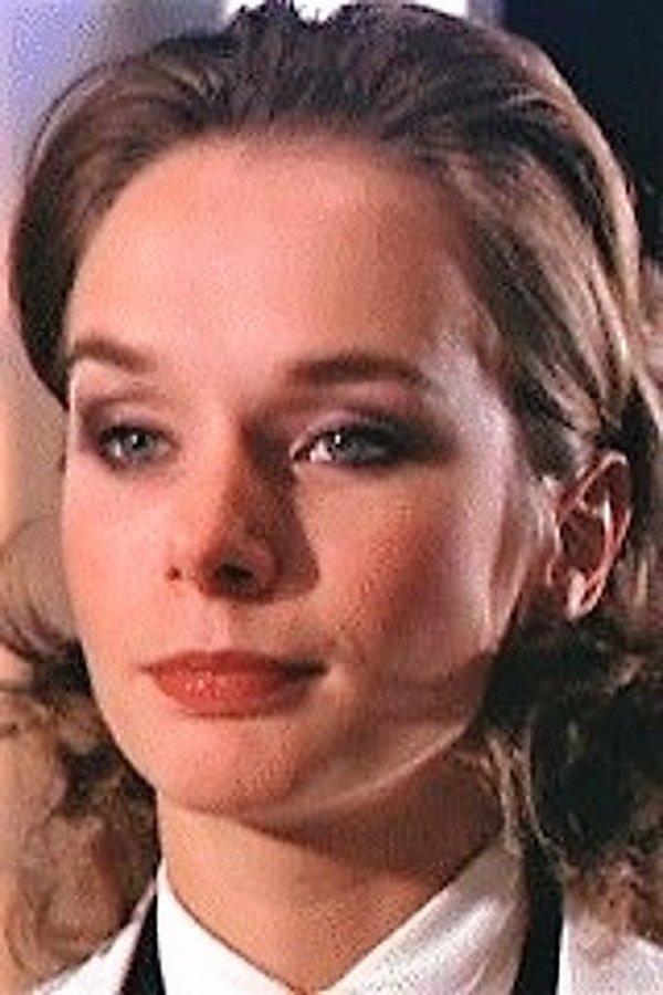 Macha Magall's headshot