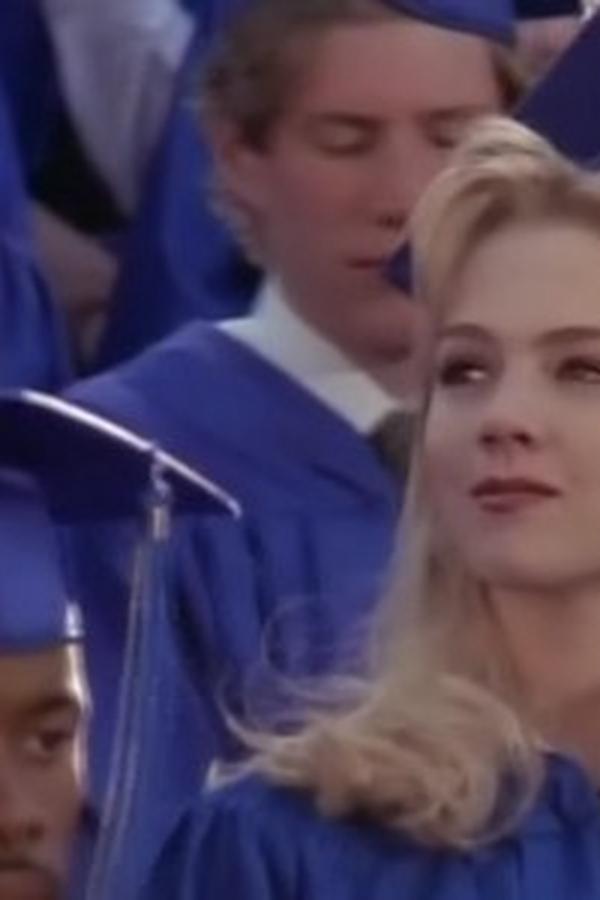 Beverly Hills 90210 – S03E30 – Episodio 30