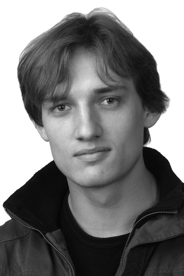 Igor Konyakhin's headshot