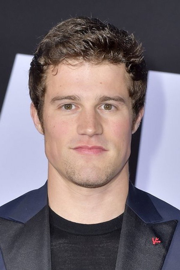 Jake Picking's headshot