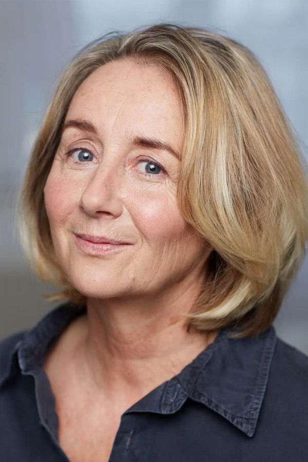 Imke Büchel's headshot